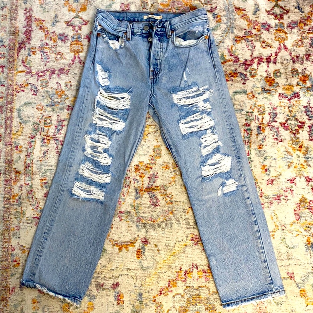 LEVI DENIM JEANS